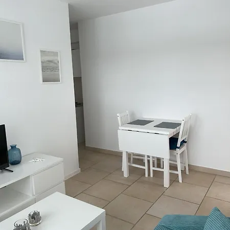 Am Ostseekuestenradweg Apartament Stralsund